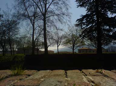 Lucca
                Stadtmauer Richtung Bahnhof